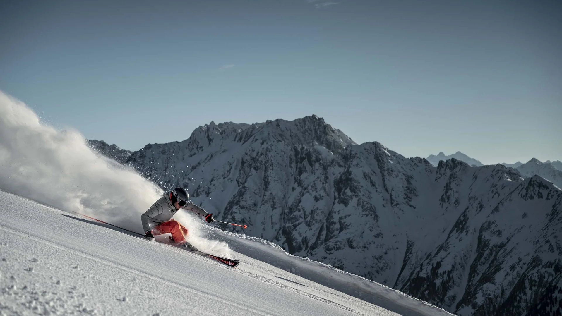 Der Luxus der Leichtigkeit: Ihr Hotel in Ischgl Der Luxus der Leichtigkeit: Ihr Hotel in Ischgl