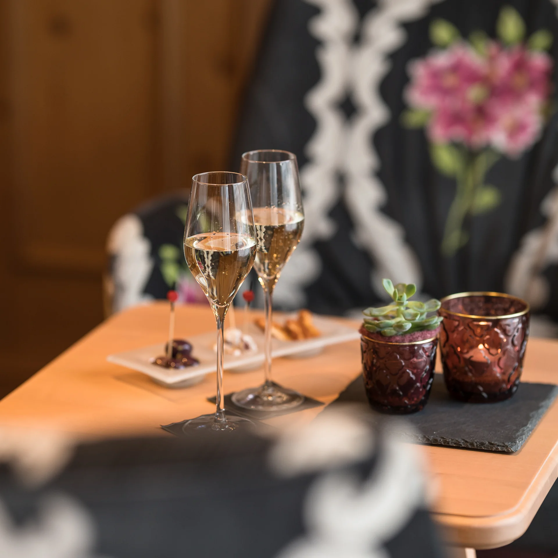 Der Luxus der Leichtigkeit: Ihr Hotel in Ischgl Der Luxus der Leichtigkeit: Ihr Hotel in Ischgl