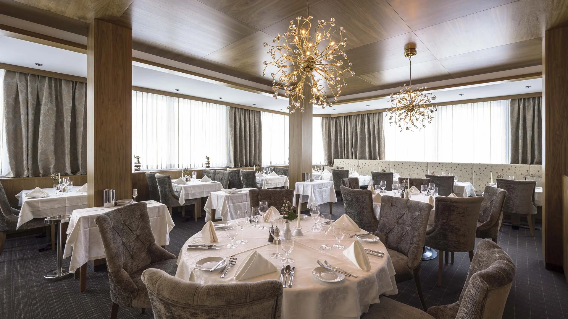 Der Luxus der Leichtigkeit: Ihr Hotel in Ischgl Der Luxus der Leichtigkeit: Ihr Hotel in Ischgl