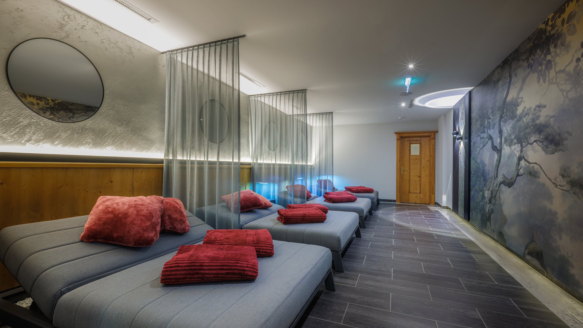 Impressions of a world of style Impressions of a world of style