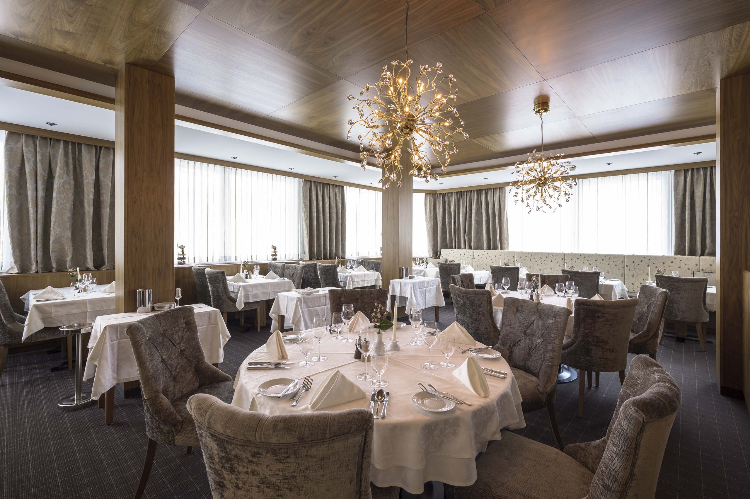 Verwöhnender Genuss in Ihrem Hotel mit Weinkeller Verwöhnender Genuss in Ihrem Hotel mit Weinkeller